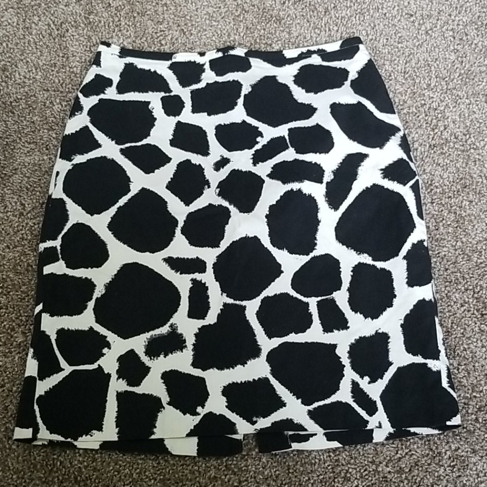 Loft Black & White Giraffe Pencil Skirt